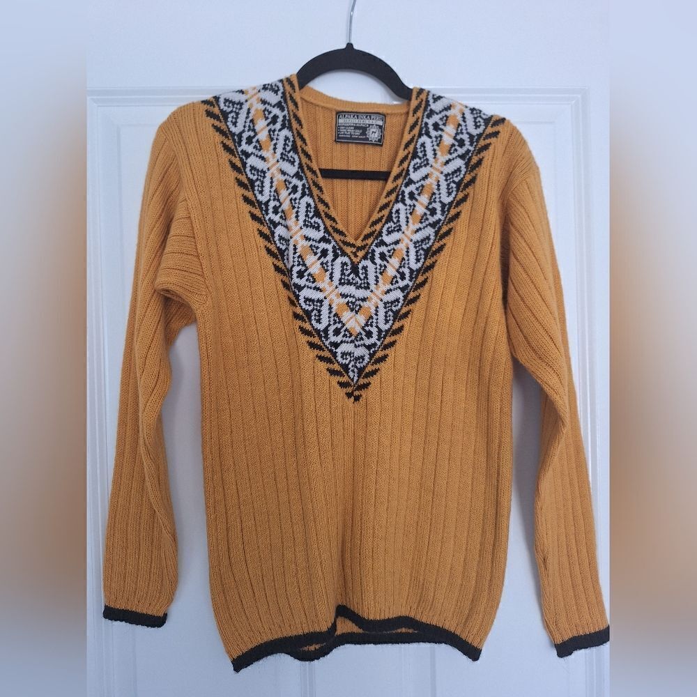 Alpaka inka peru sweater size M?